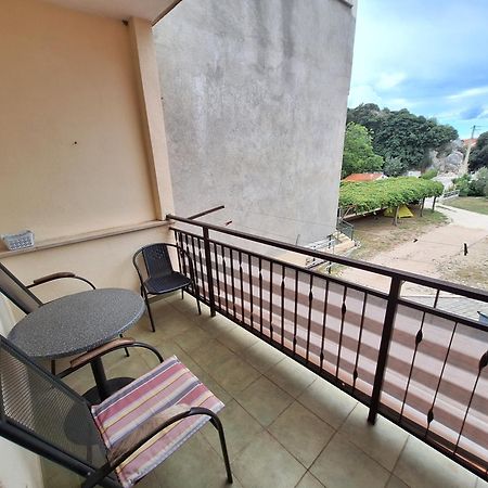Apartmani Lisicina Omiš Esterno foto