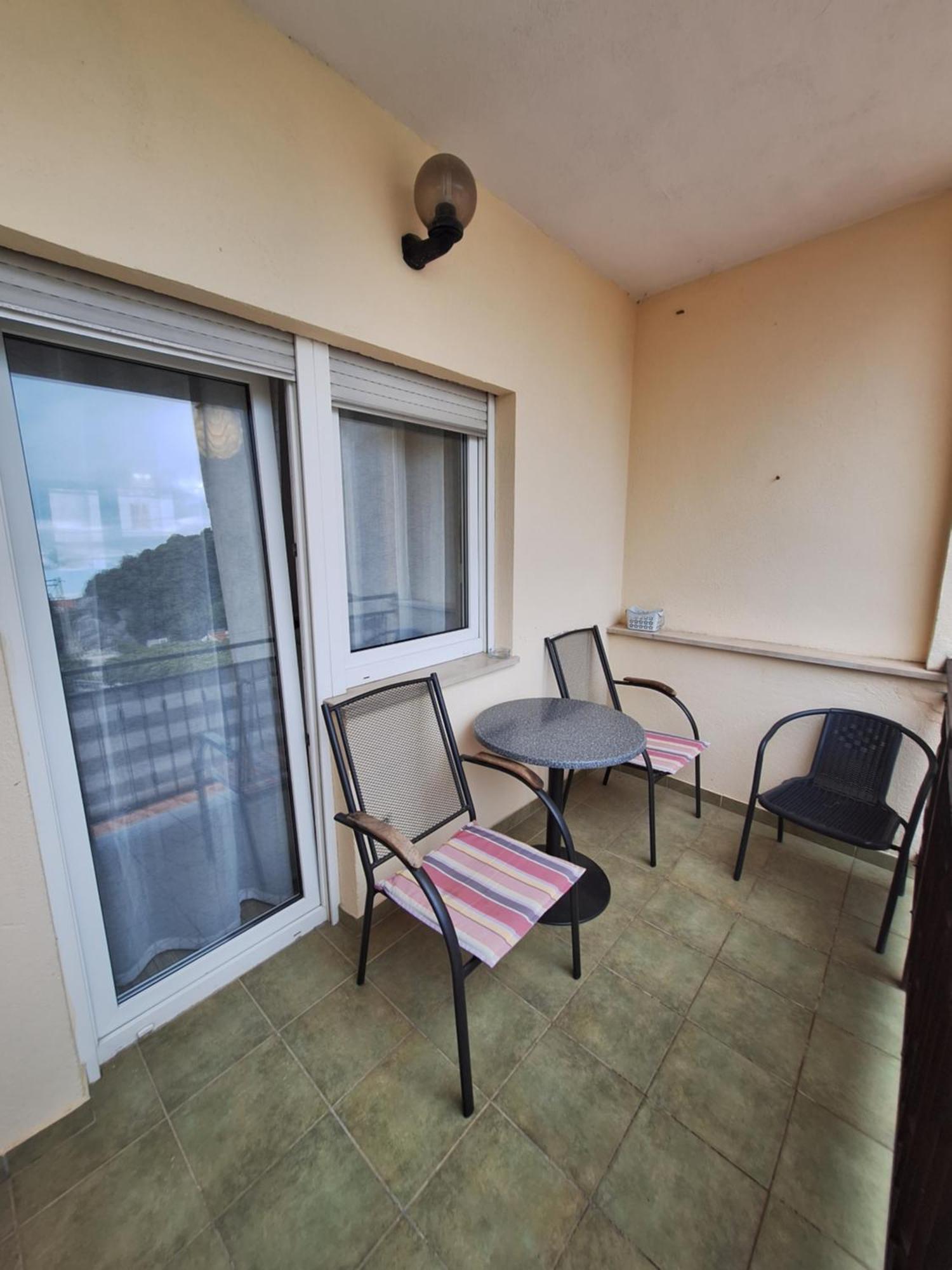 Apartmani Lisicina Omiš Esterno foto